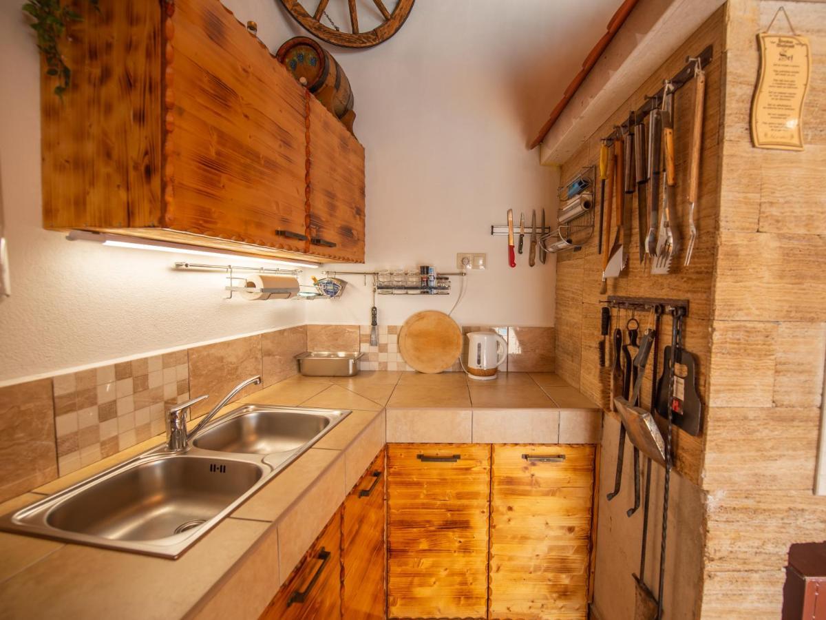 Holiday Home Near Trogir Kastel Stafilic Bagian luar foto